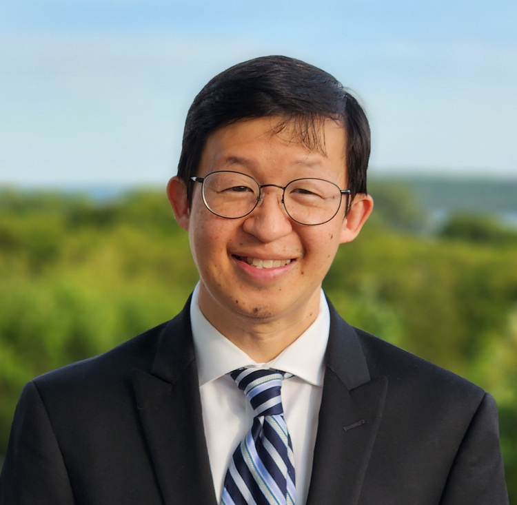 Dr. Steven Huang