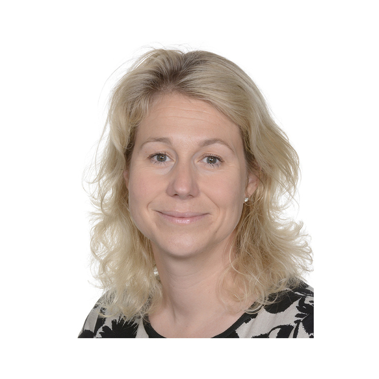 Dr. Anna Gloyn